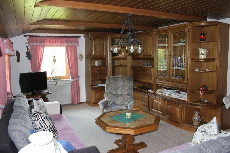 Ferienwohnung Sattler Neukirchen am Teisenberg Exterior foto